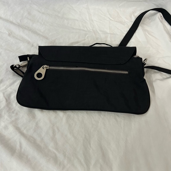 Baggallini Nylon Front Clasp‎ Crossbody Purse Black - Picture 2 of 6
